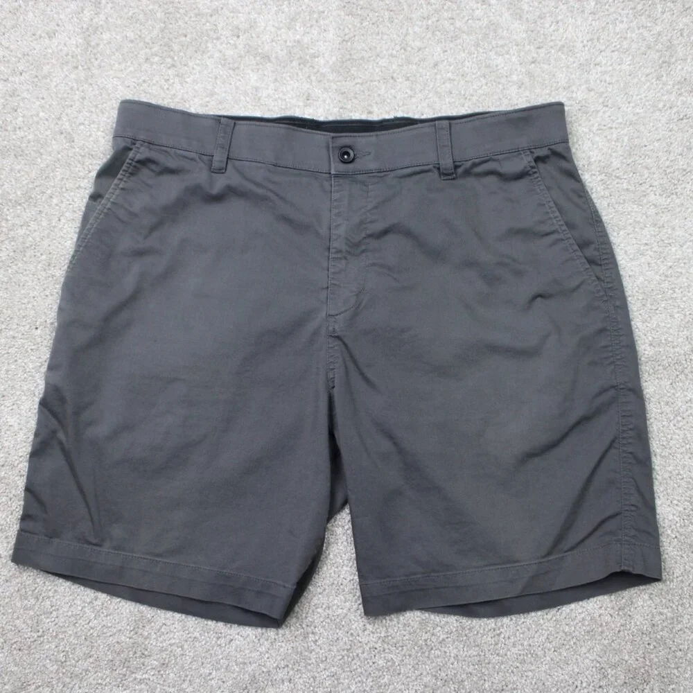 Nike Shorts Mens 36 Gray UV 8